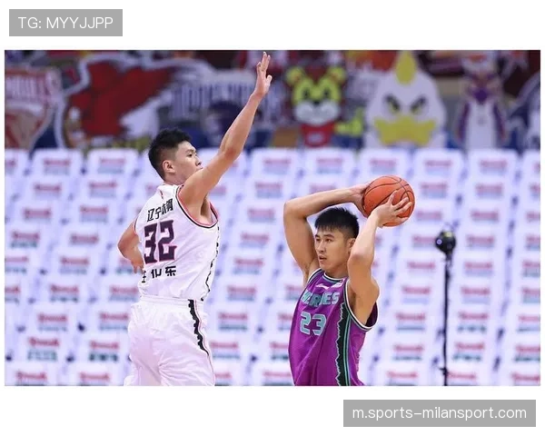 贾诚山东内线轮换关键 真实正负值-1.3显示攻防影响力有限 贾诚山东内线轮换关键 真实正负值-1.3显示攻防影响力有限